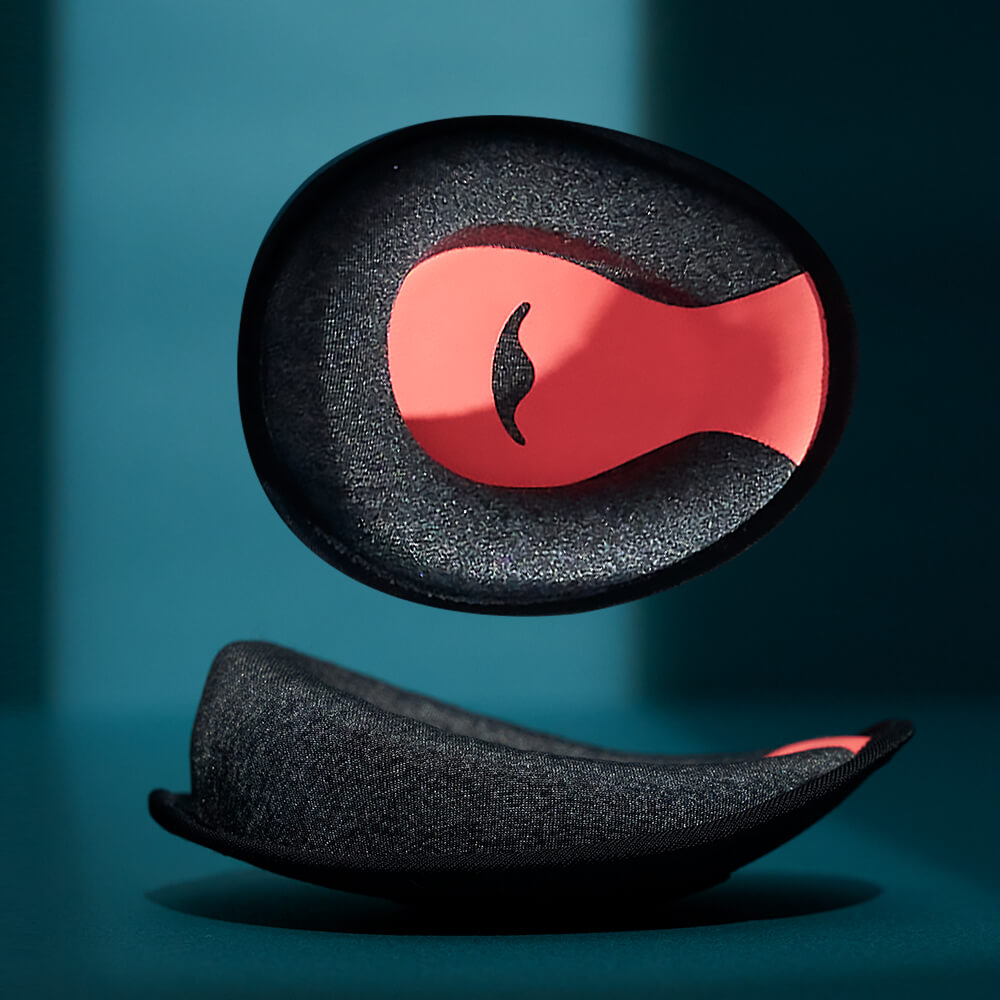 <strong>Zero eye pressure with 100% blackout</strong>